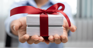 Read more about the article How to Avoid the 3 Common Pitfalls of Corporate Holiday Gifting